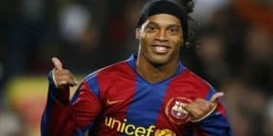 Ronaldinho Hợp Tác Với New88